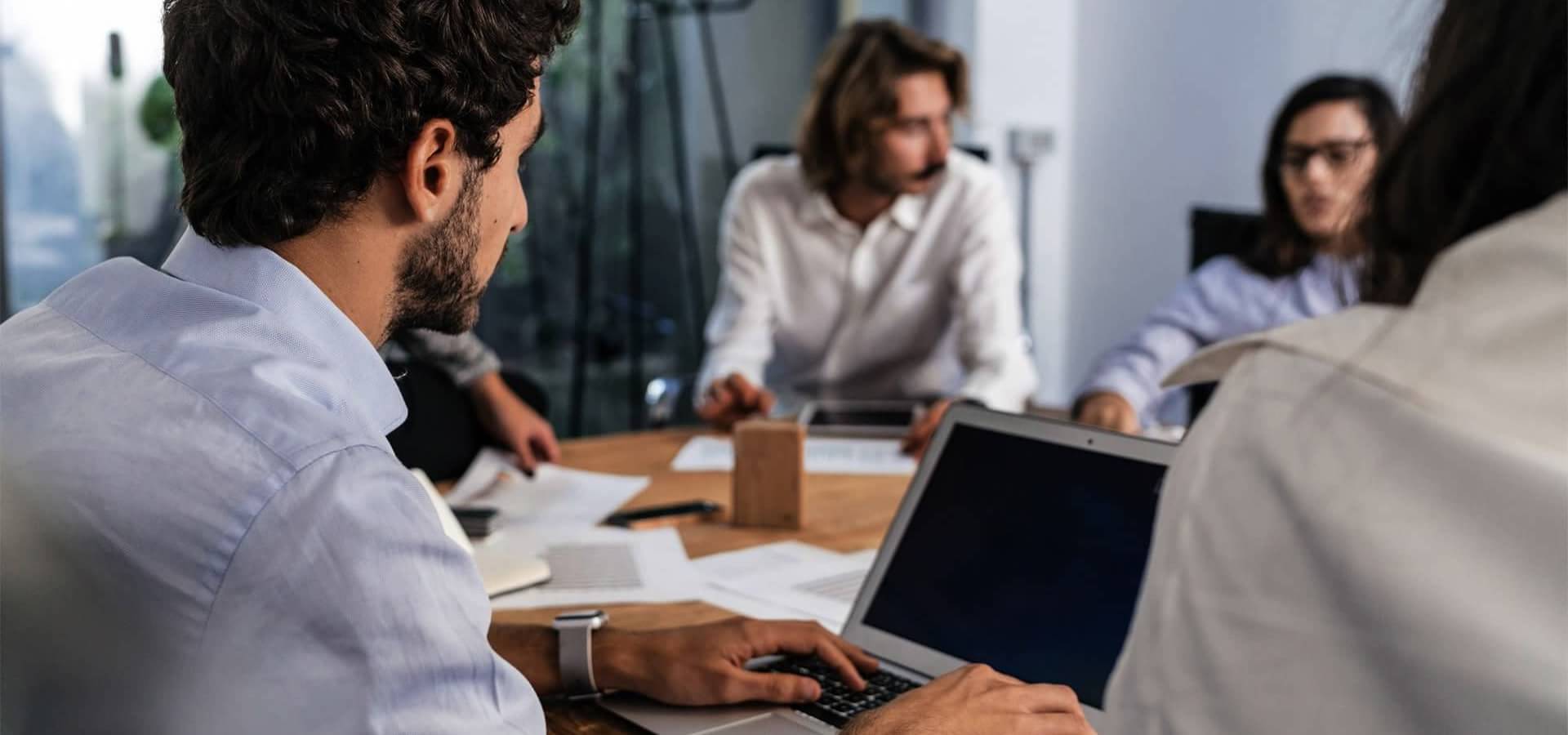 Inovação que move o futuro dos negócios.